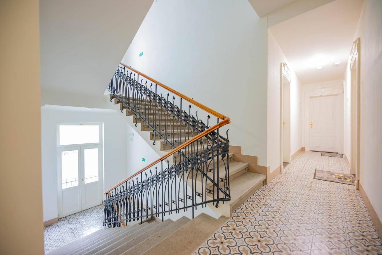 Friendly Apartments In Прага Экстерьер фото
